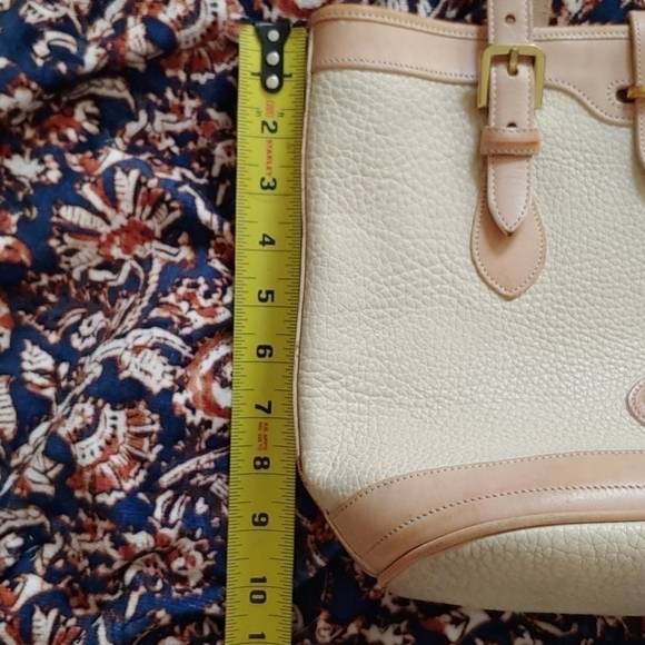 Dooney & Bourke Small Bucket Purse/Tote - Picture 8 of 10